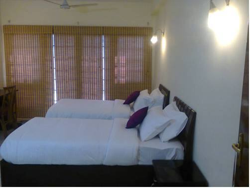 TG Stays DLF City Club, Gurgaon 2